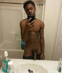 Selfies02 59963f6cf19cf.jpg