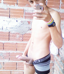 Selfies03 599640a0e0b62.jpg