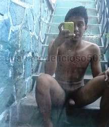 Selfies03 599640e16ad6f.jpg