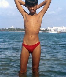 Asian Non Nude 59d55ef9318c6.jpg