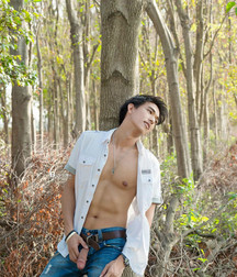 Sexy Asian Boy 5a39d5e7de171.jpg