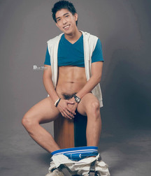 Sexy Asian Boy 5a39de06bb6cc.jpg