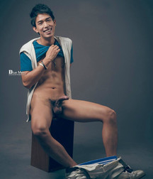 Sexy Asian Boy 5a39deb354da5.jpg