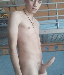 Twinks 5ab12657163df.jpg