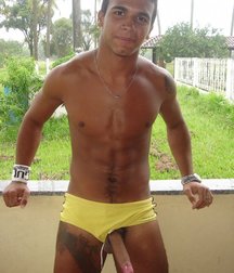 More Brazilian Guys 5aba958bb3e02.jpg