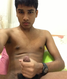 India Boy 5b70cc0faca73.jpg