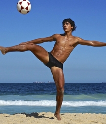 Brazilian Non Nude2 5d16115becb6b.jpg