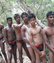 India Non Nude 5d5594a97cb0a.jpg
