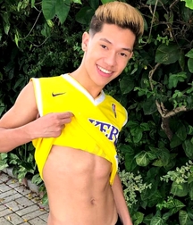 Leo del Aviv 5d7f50c0bcd7c.jpg