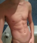 twinky boy next door shower selfies 566e09d6128ff.jpg