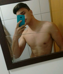 Me 59888f72758a5.png