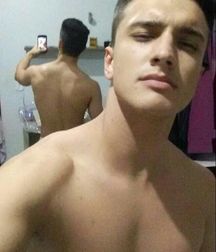 Me 59888f90bb941.jpg