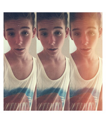 Himself 13 55796f5ab8b0b.jpg