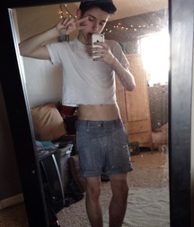 Himself 13 55796f62e638f.jpg