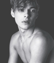 Himself 15  557b9491ab1a9.jpg