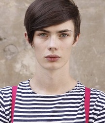 Himself 16 557d4f581db3e.jpg