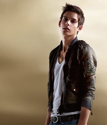Himself 16 557d4f5f13d58.jpg