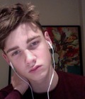 Himself 23 558524f4eb615.jpg
