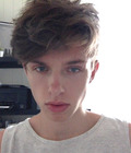 Himself 24 5585256a0688d.jpg