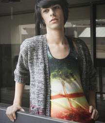 HimSelf 27 55881e0cd8db7.jpg