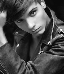 HimSelf 27 55881e2d75017.jpg