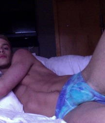 HimSelf 28  558c8a0f907ac.jpg