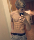 Himself 29 558d566f00d47.jpg