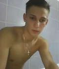 Himself 29 558d5688b9b92.jpg