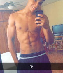 HimSelf 32 5591058f27218.jpg