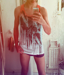 HimSelf 31  5595c3a1f3b39.jpg