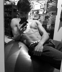 HimSelf 33 5596fde956867.jpg