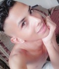 Himself 39 559c657a8678a.jpg