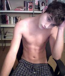 HimSelf 43 55a68e8d3530b.jpg