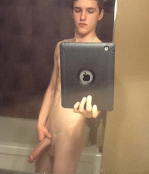 HimSelf 43 55a68ea8cb2ef.jpg