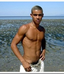HimSelf 45  55b31790e5b02.jpg