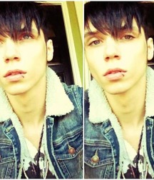Cola Bottles  55b9266b2e2db.jpg