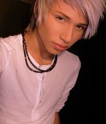 HimSelf 47 55c1a6c05d536.jpg