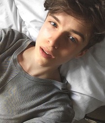 Beau Garçons 21