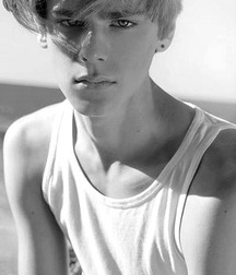 Muchachos Bellos 3 55c998f2edd21.jpg
