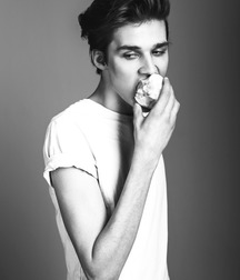 HimSelf 50 55ccf8da61e8f.jpg