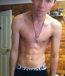 Muchachos Bellos 7 55e06820e12b5.jpg