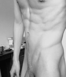 HimSelf 54 55ed8b38e042f.jpg