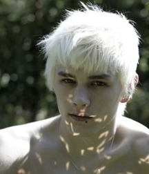 HimSelf 56 55f3db2d9047f.jpg