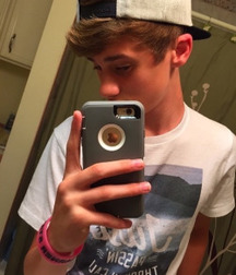 Boys 2  5613fed3ea25d.jpg