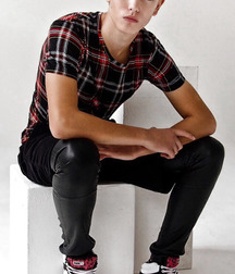 Boys 2  5613fee46da66.jpg