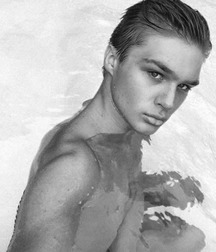 Pinups 5  569b6bbde83de.jpg