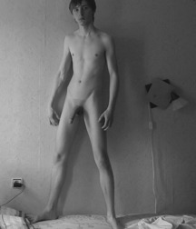 Gary  56e6af2443f8c.jpg