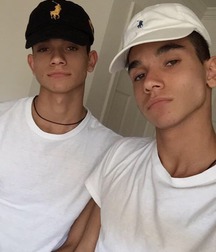 Mooie Jongens 17 56ee52040ca0b.jpg