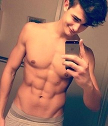 Ragazzi Carini 117 56f6c255ec6c2.jpg