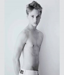 Boys From The Net 13 56f9c0ed58e46.jpg